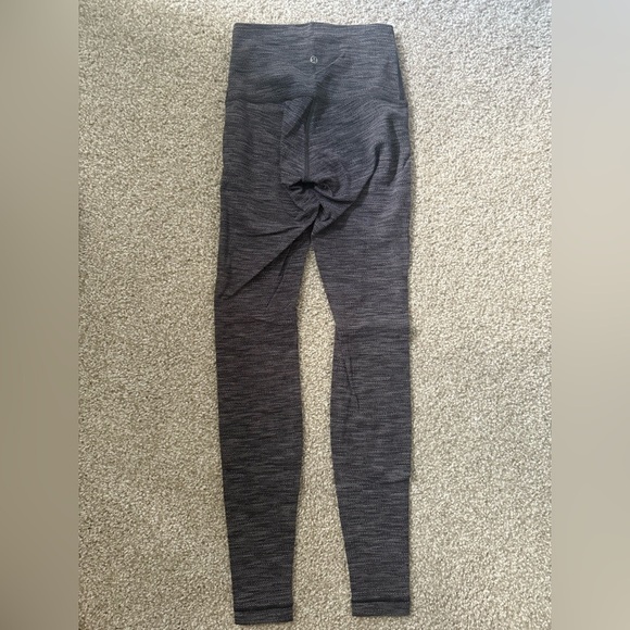 Lululemon Wunder Under Pant (Hi-Rise)
Diamond Jacquard Space Dye Black Slate - Picture 3 of 3